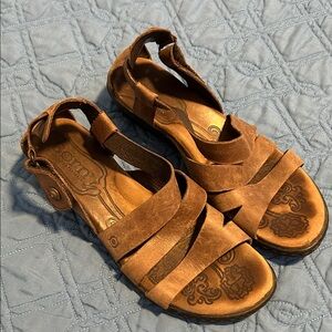 Born Tan Leather Sandals